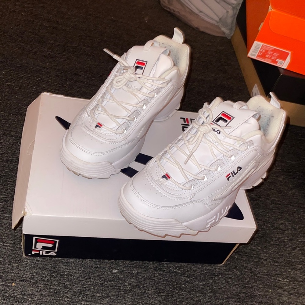 Womens’ SZ 11 (M SZ 9) Fila Disruptor II Premium